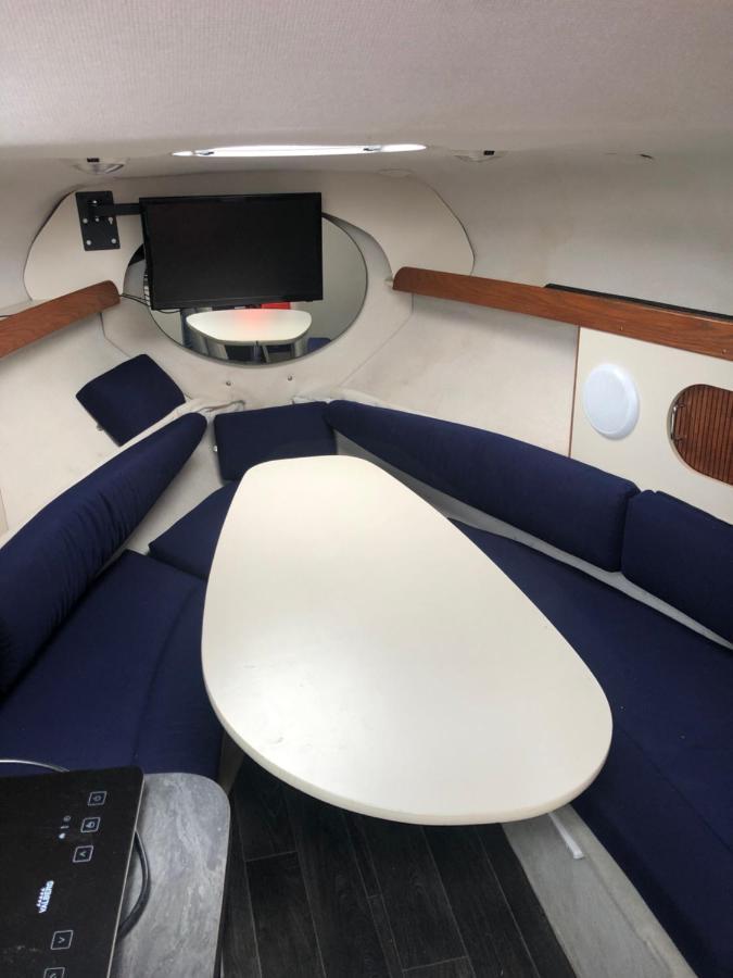 Отель Superbe Bateau « Le Nanylia » Булонь-сюр-Мер Экстерьер фото